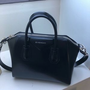 Givenchy Antigona size small